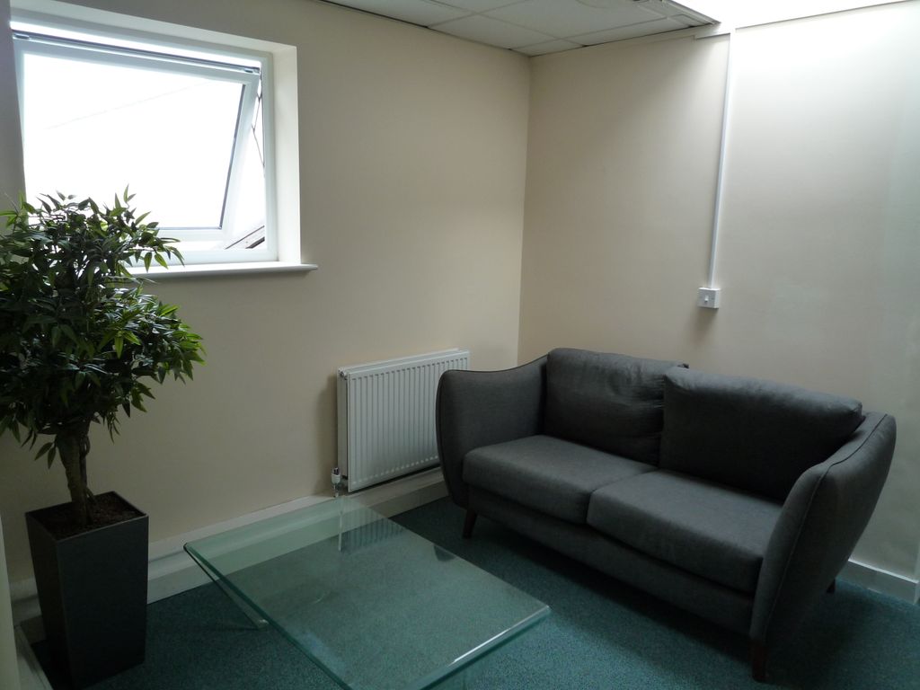 Property photo 3 of 3
