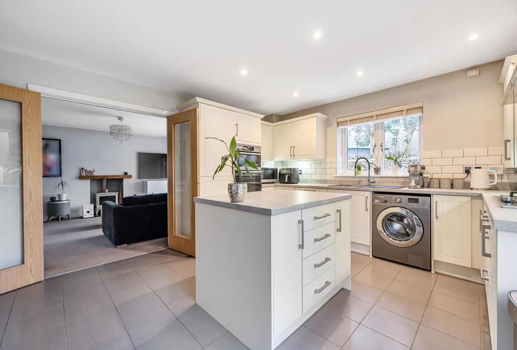 Property photo 2 of 19 Picture 2