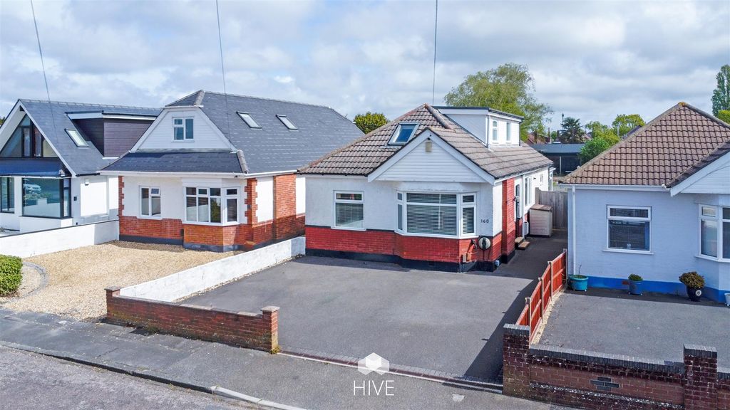 Property photo 1 of 33