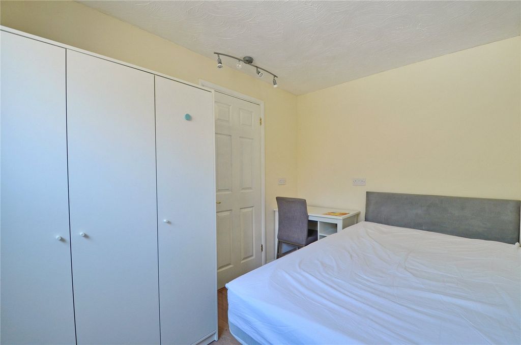 Property photo 3 of 10 Picture No. 13