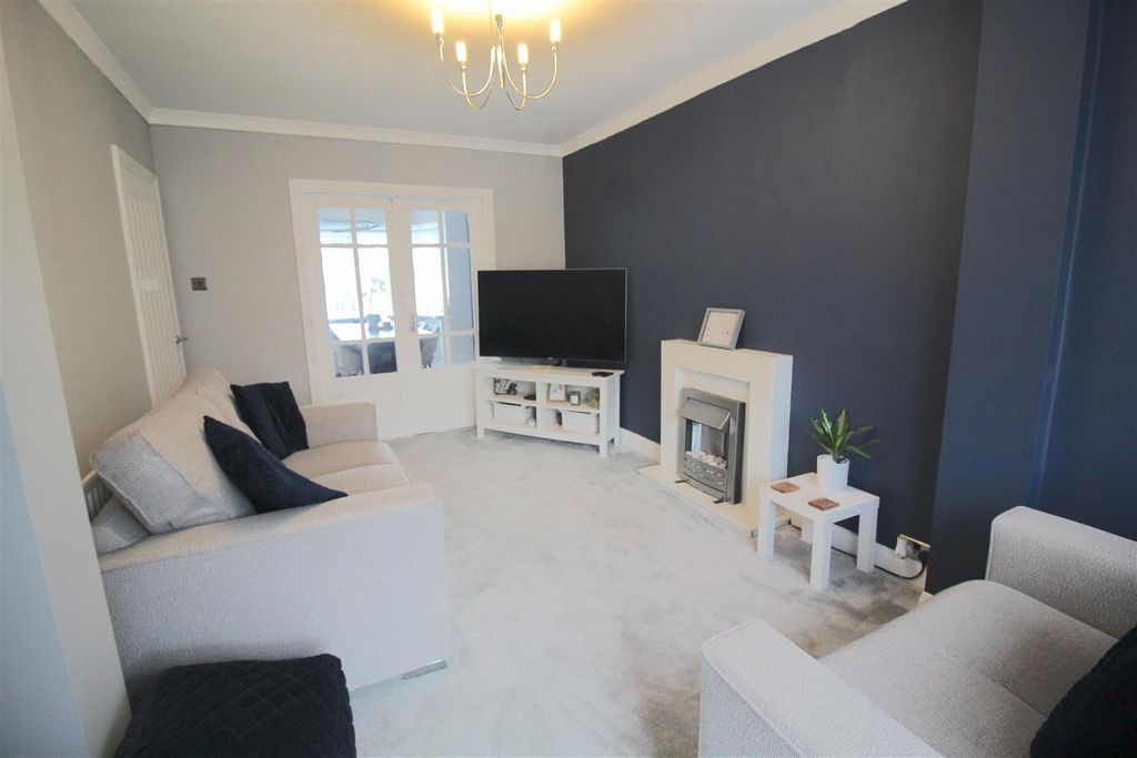 Property photo 2 of 12 Img_9795.Jpg