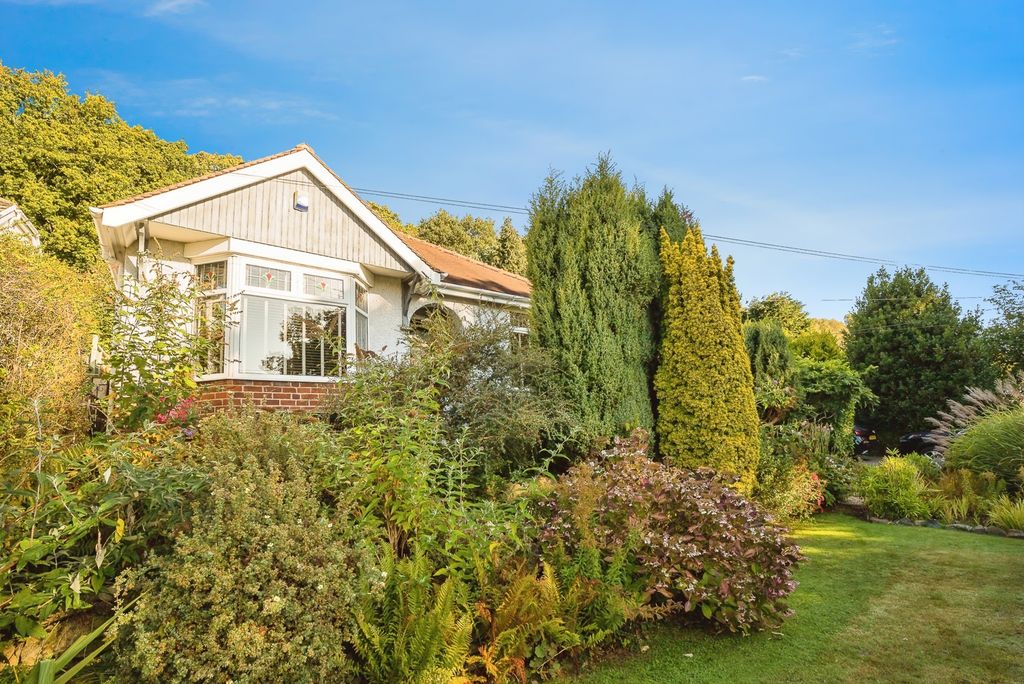 Property photo 1 of 31 Front