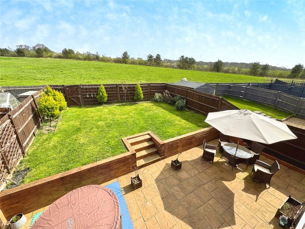 Property photo 2 of 20 Picture No. 04