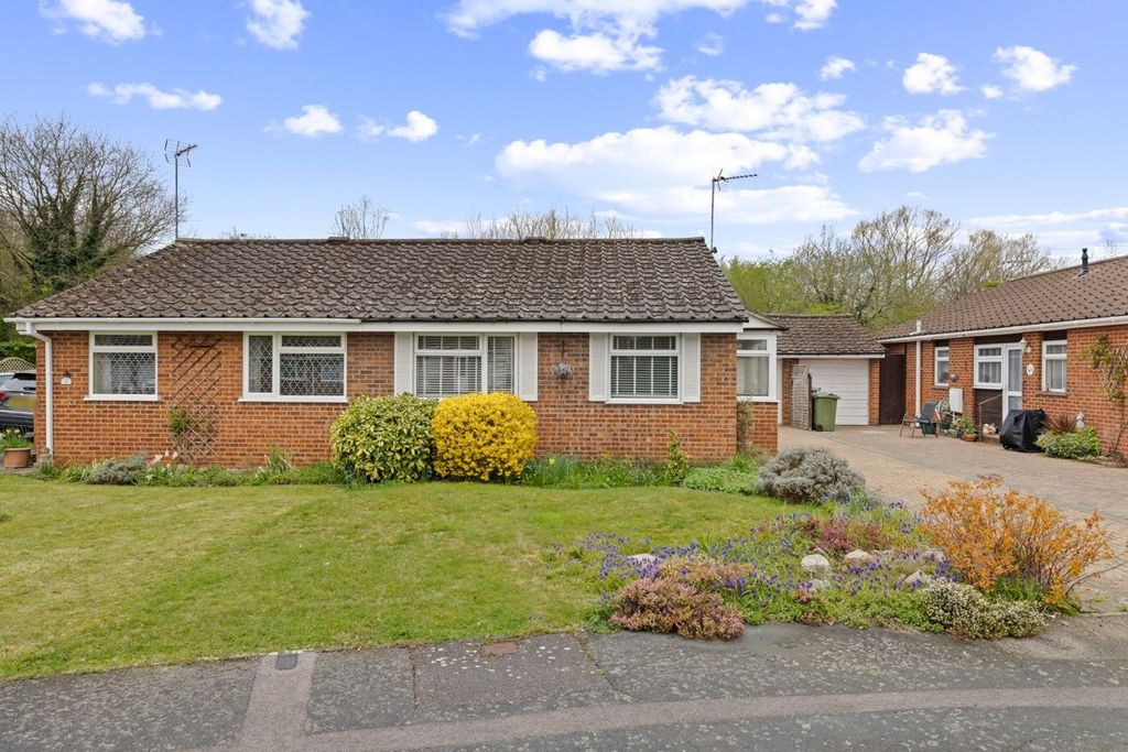 Property photo 1 of 16