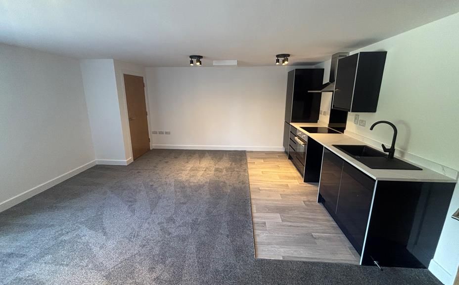 Property photo 2 of 5 Bedroom 3