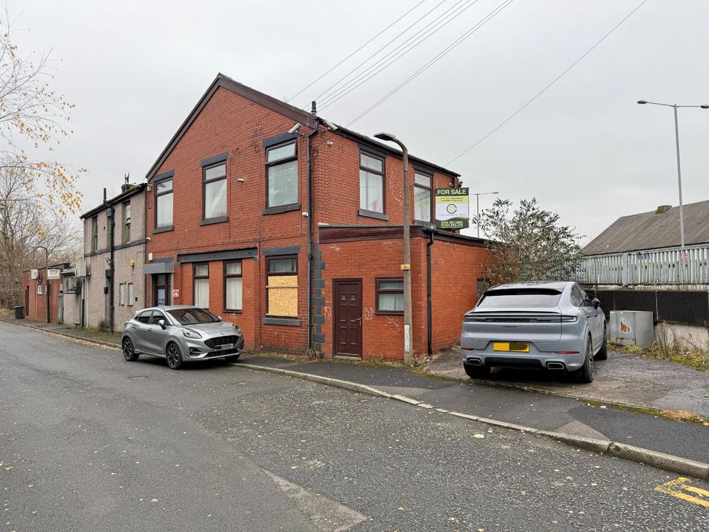 Property photo 1 of 19