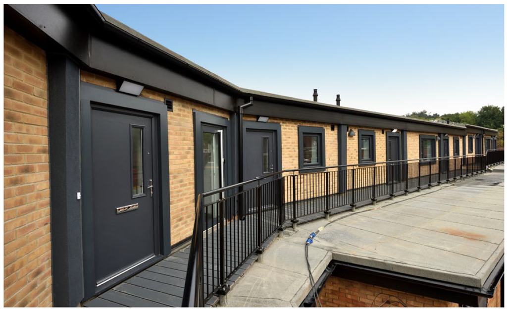 Property photo 1 of 6