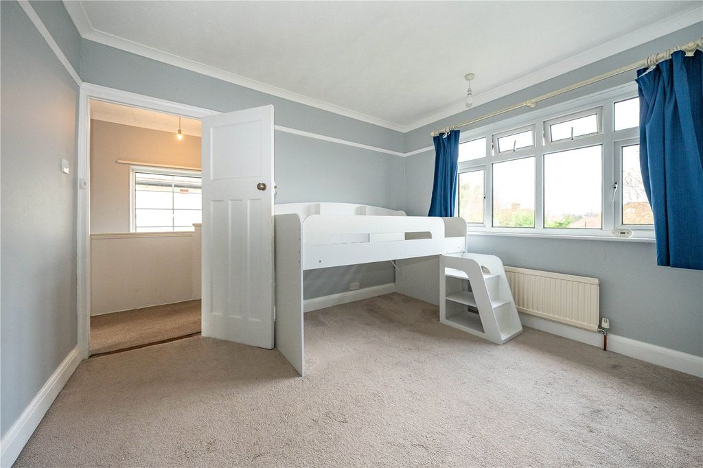 Property photo 3 of 10 Picture No. 04