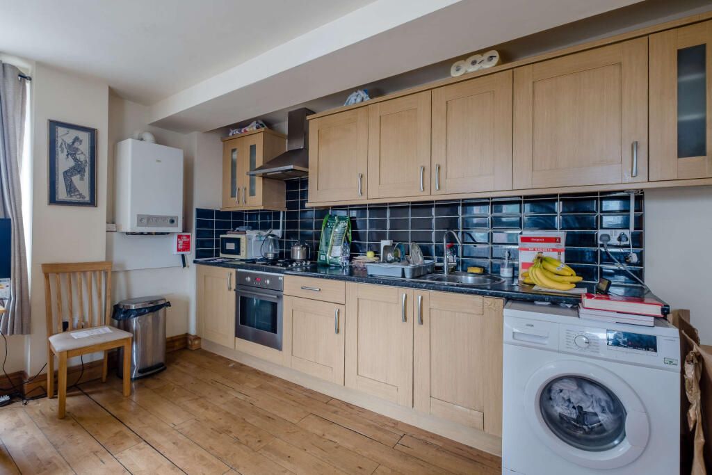 Property photo 3 of 7