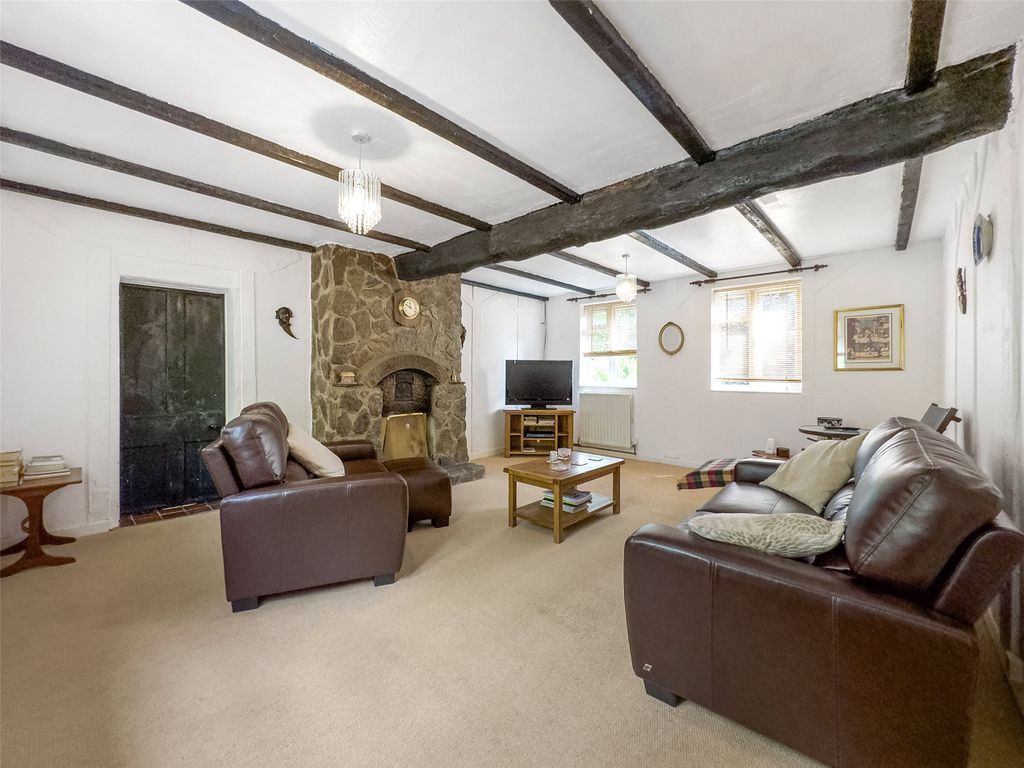 Property photo 3 of 27 Picture No. 21