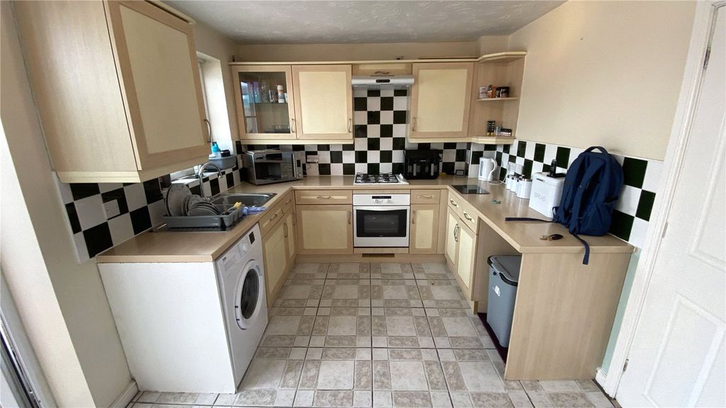 Property photo 2 of 11 Picture No. 02