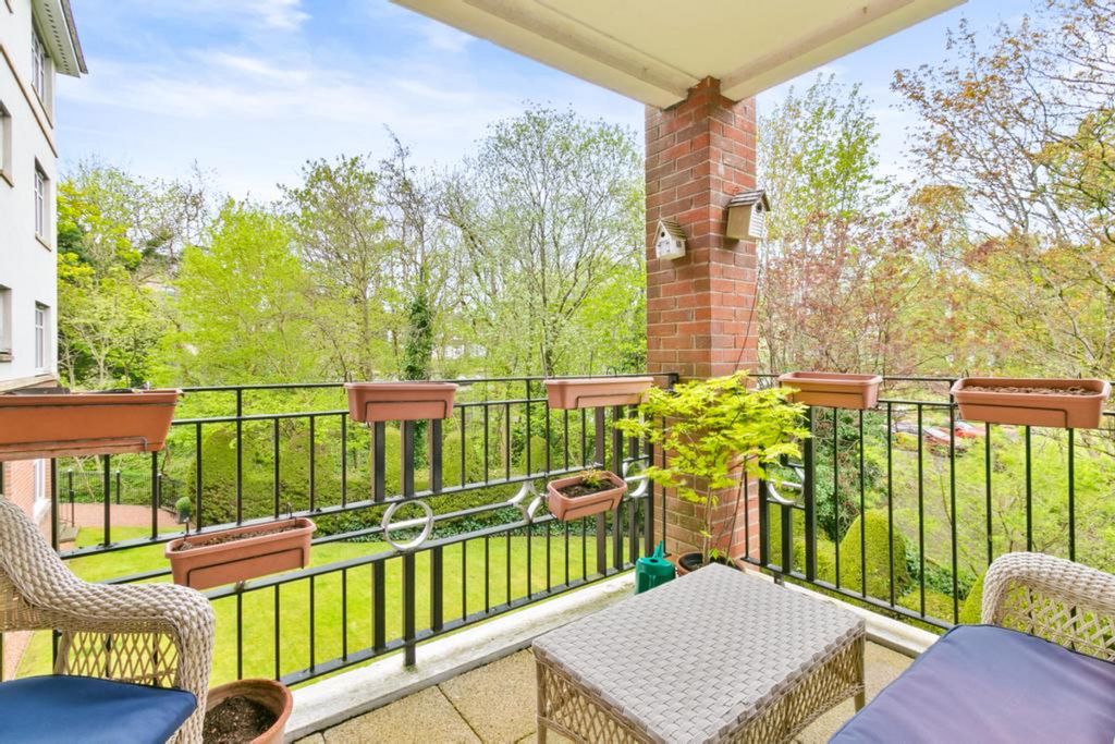 Property photo 1 of 27