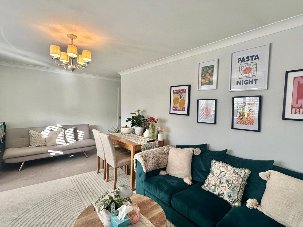 Property photo 1 of 9 Picture No. 21