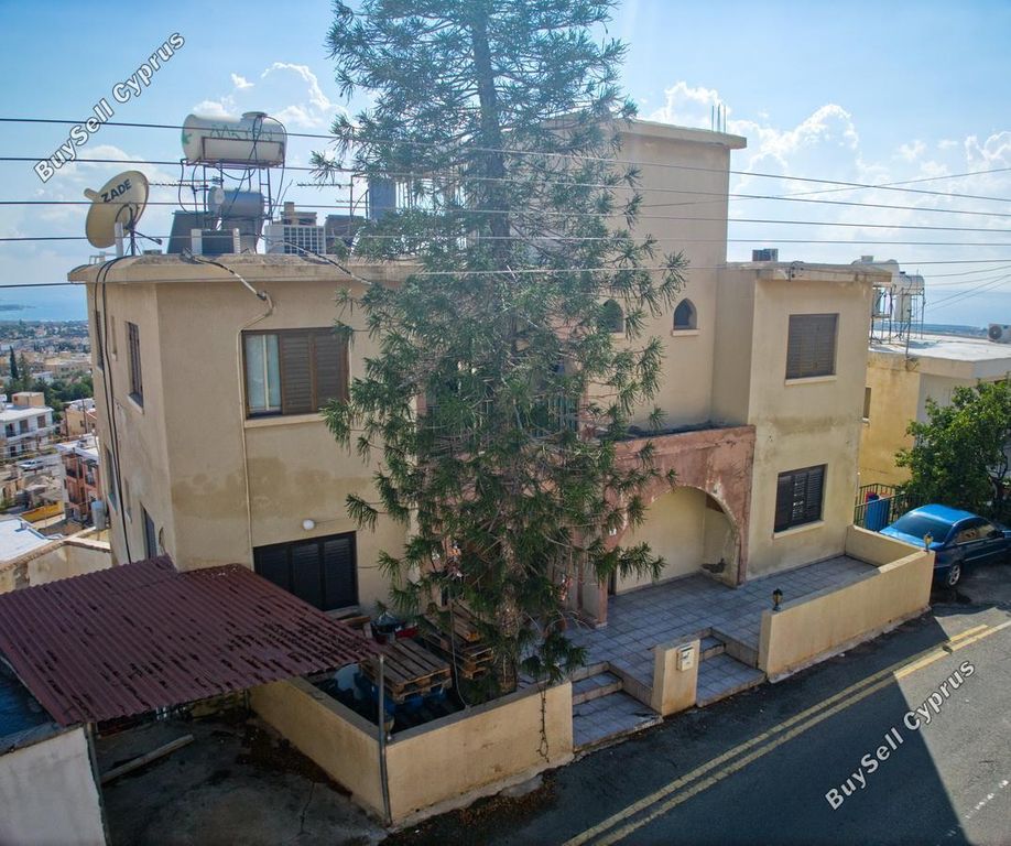 Property photo 2 of 15