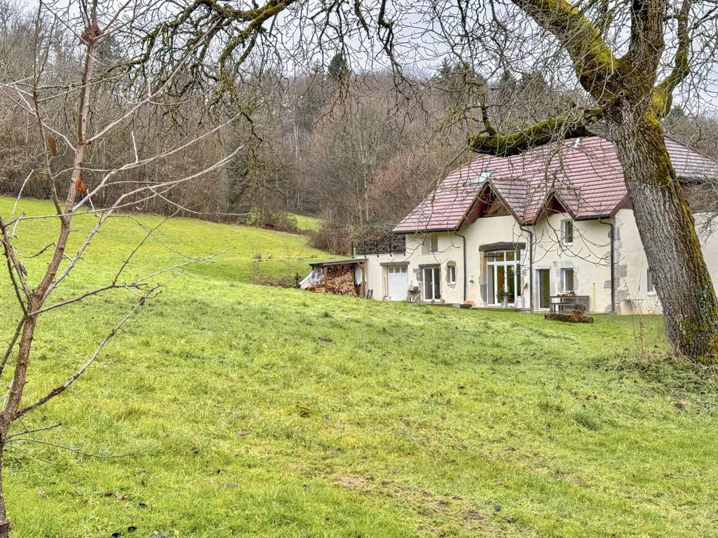 Property photo 3 of 25