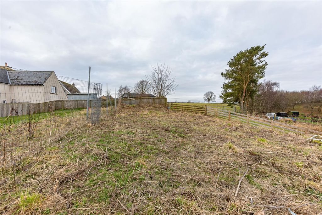 Property photo 3 of 12 Gordon Plot 04.Jpg