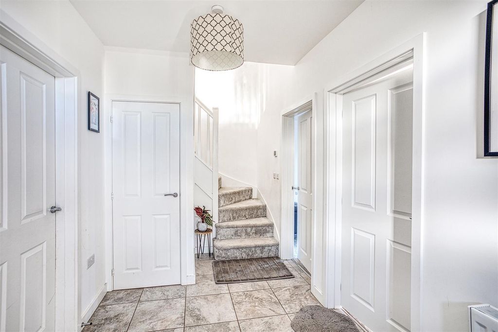 Property photo 3 of 16 316A9751_Hdr.Jpg