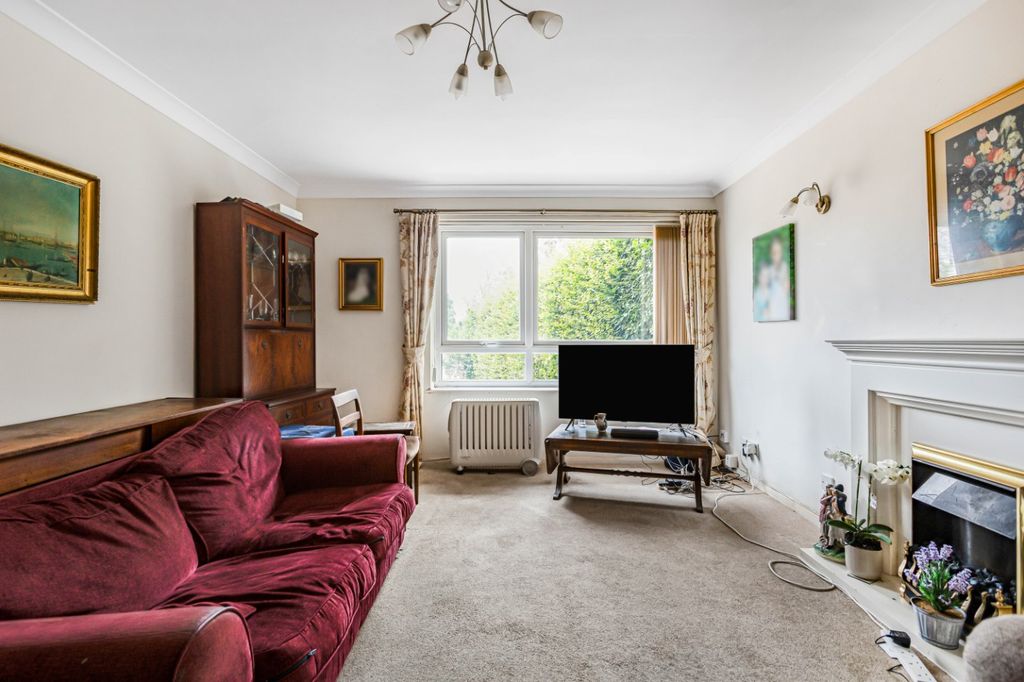 Property photo 3 of 11
