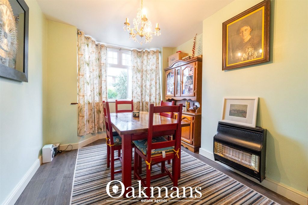 Property photo 2 of 29 Picture No. 11