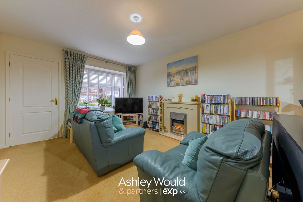 Property photo 3 of 20