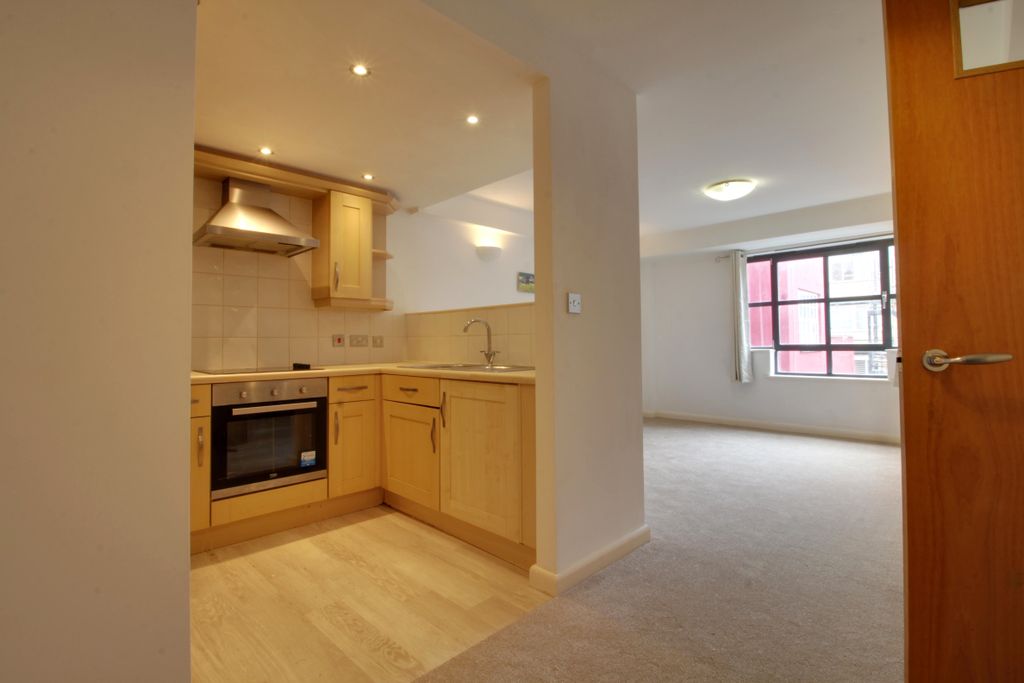 Property photo 2 of 13 Img_6754-Img_6756