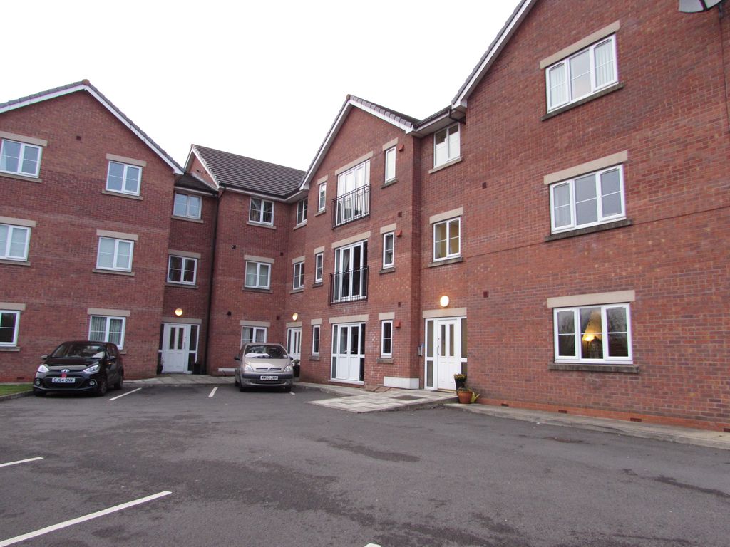 Property photo 2 of 19