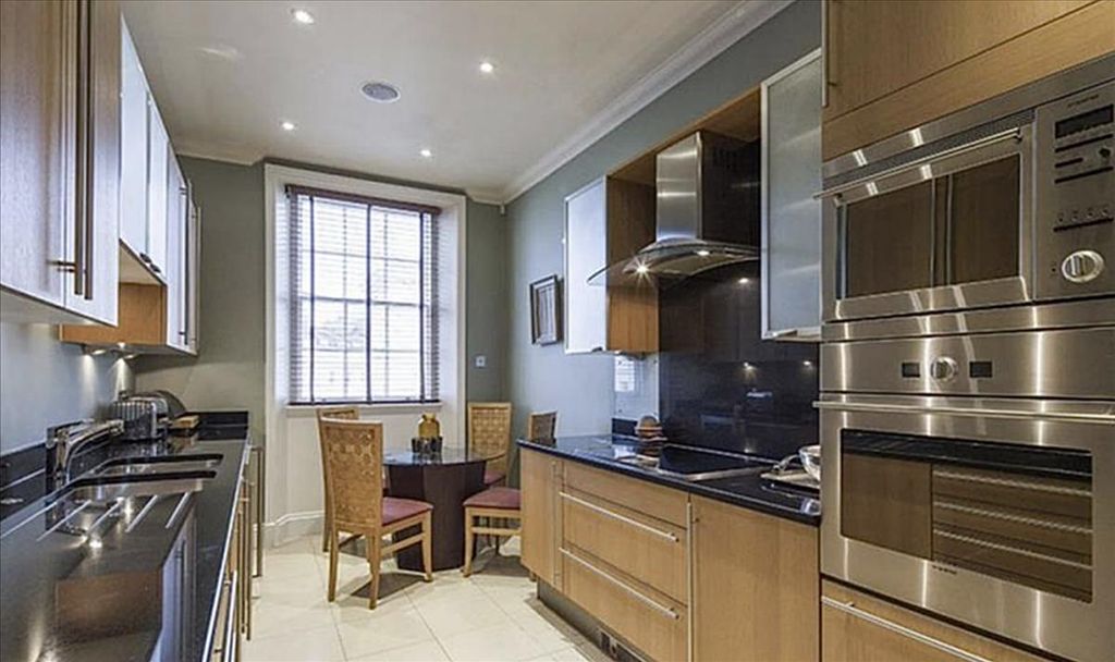 Property photo 2 of 4