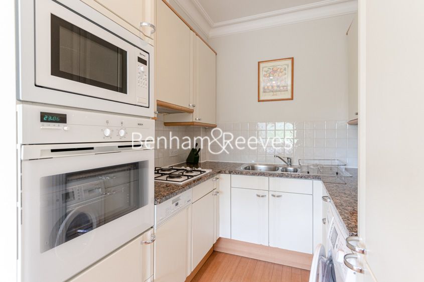 Property photo 2 of 27