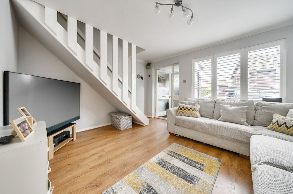 Property photo 2 of 13 1316770-21-686675...