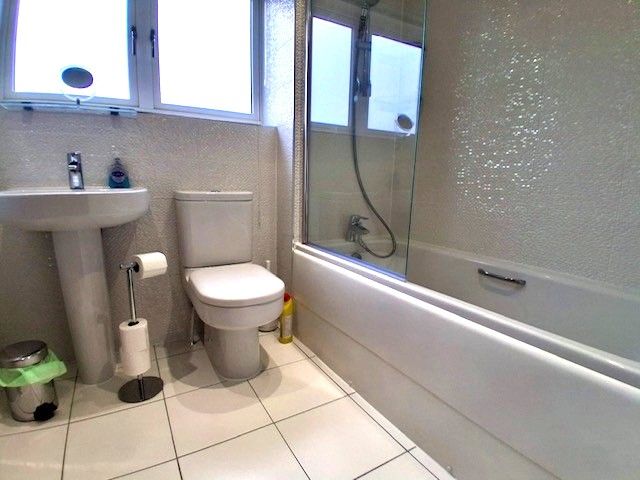 Property photo 3 of 4 Private Bathroom