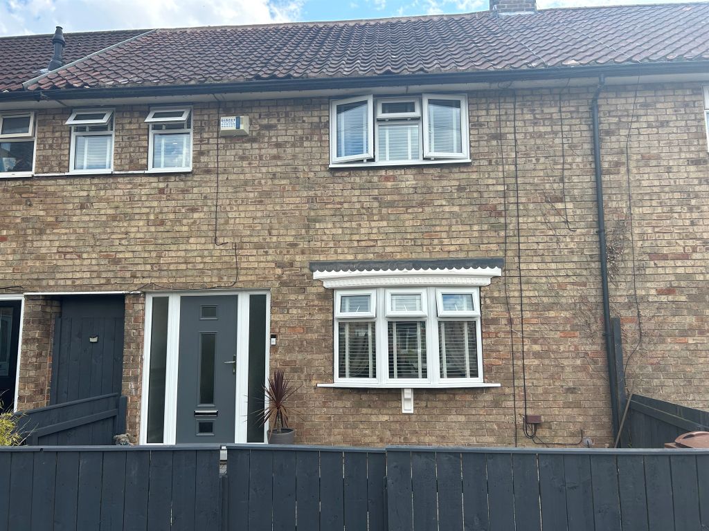 Property photo 1 of 12