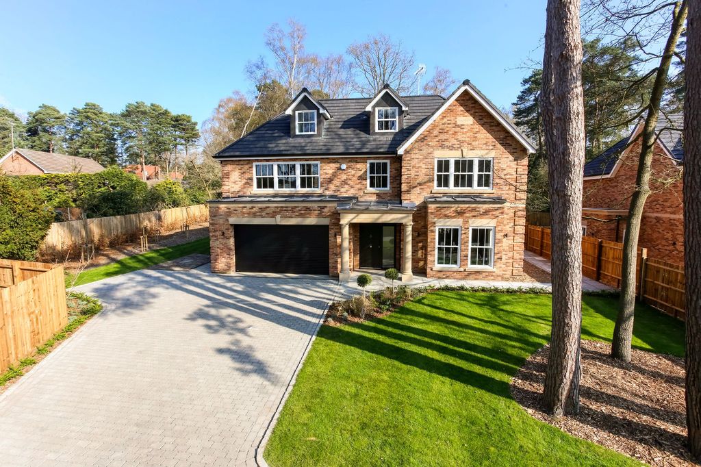 Property photo 1 of 18