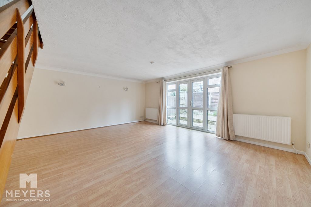 Property photo 3 of 22