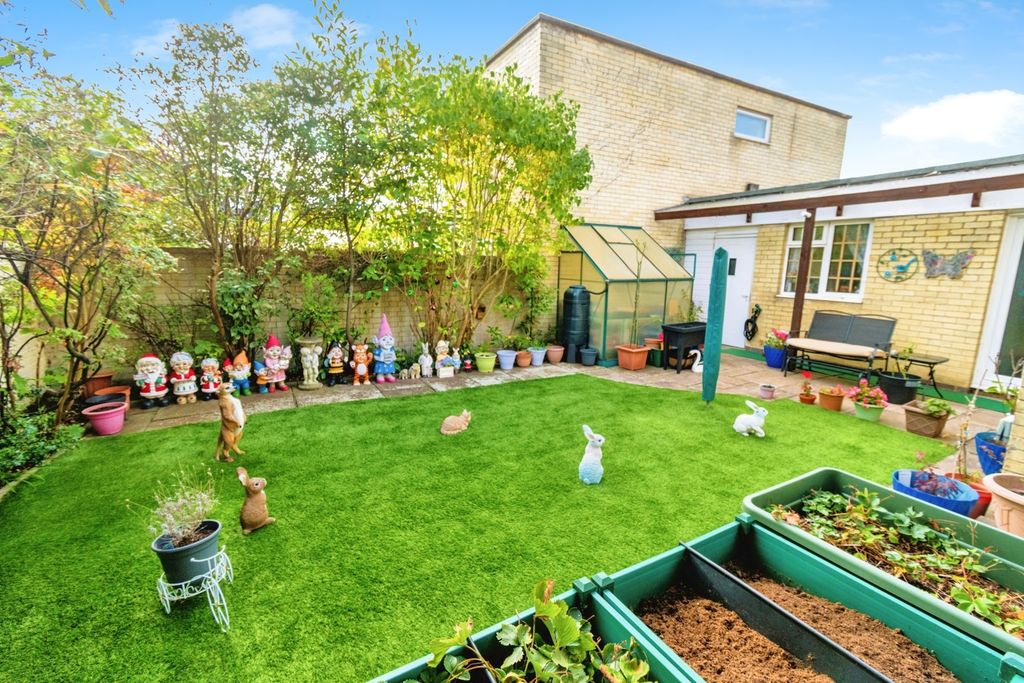 Property photo 2 of 14 Photo