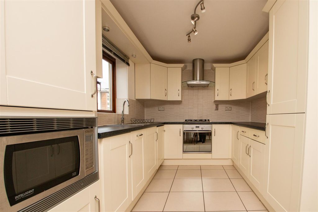 Property photo 2 of 11 1Kelling_1.Jpg