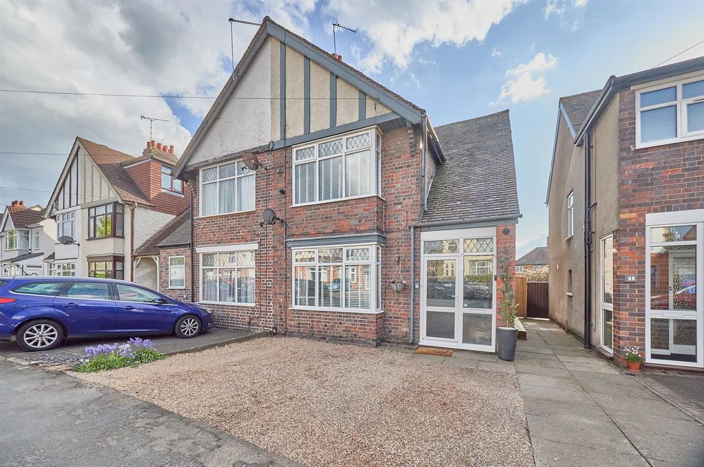 Property photo 1 of 16 Northfield Rd Hinckley_15.Jpg