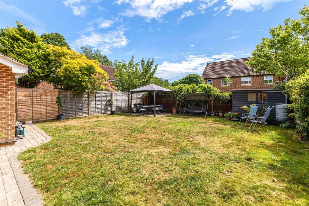 Additional image 4 of 4 bed detached house for saleTylston Meadow, Liphook, Hampshire GU30