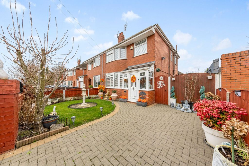 Property photo 1 of 23