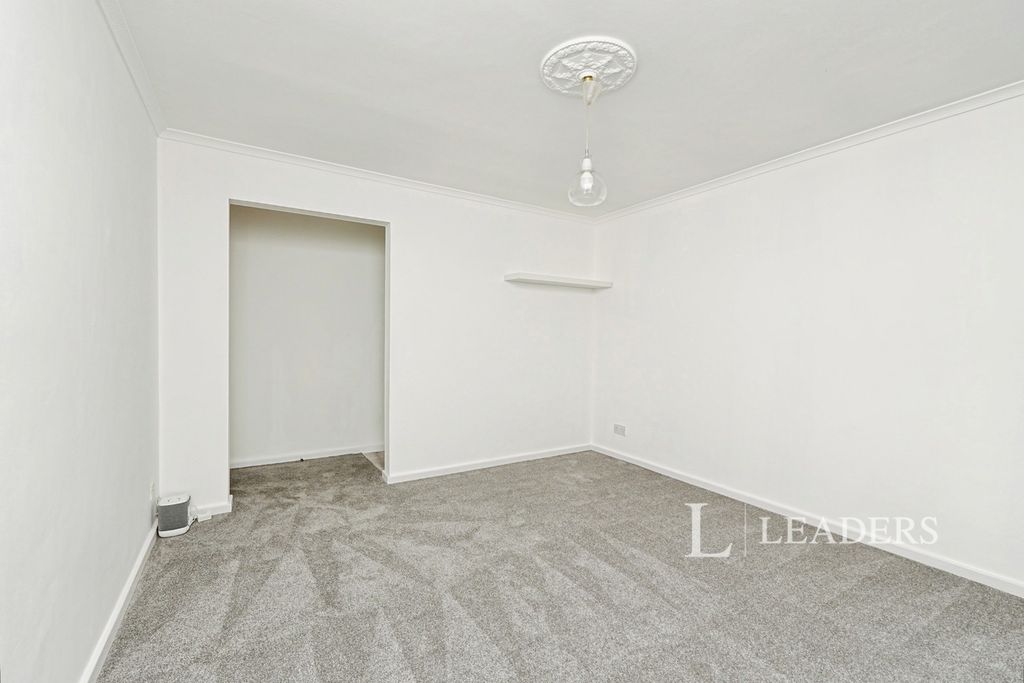 Property photo 2 of 14 Pbox-Img.Jpg