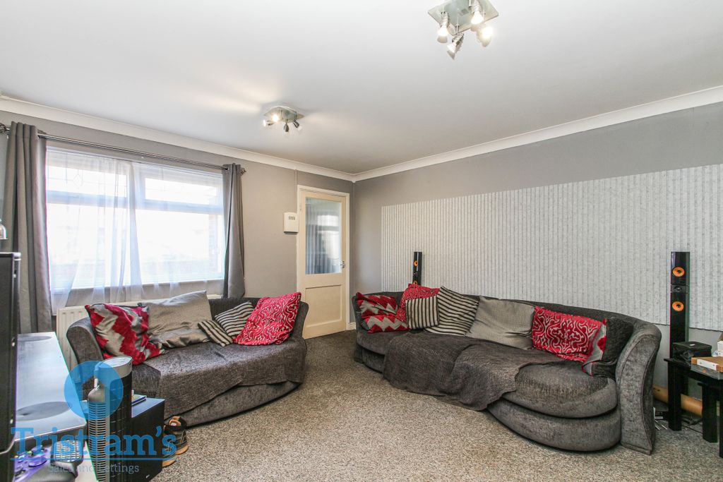 Property photo 3 of 20 Img_0889