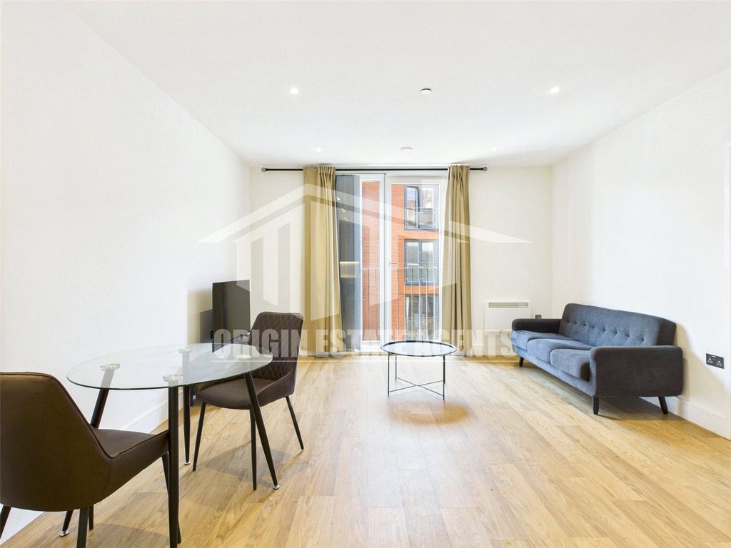 Property photo 3 of 10 Picture No. 52