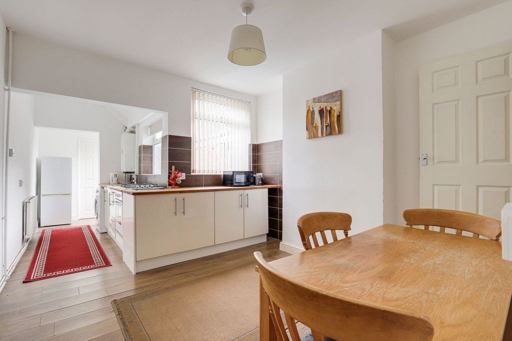 Property photo 3 of 15 Dining Room