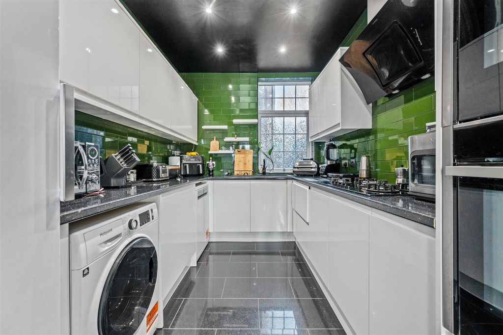 Property photo 3 of 15 23Stdavidsrdweb11.Jpg