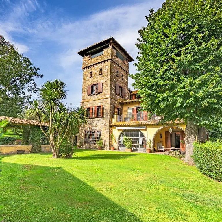 Property photo 1 of 18 Charming Villa In Nepi, Lazio Countryside