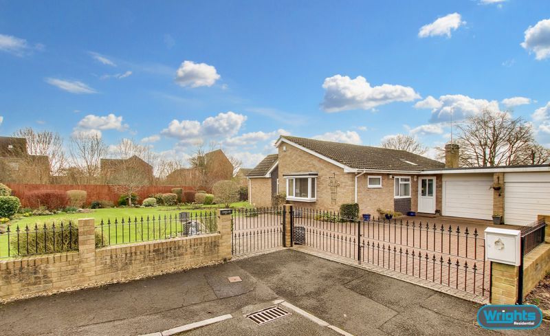 Property photo 2 of 32 Photo 11