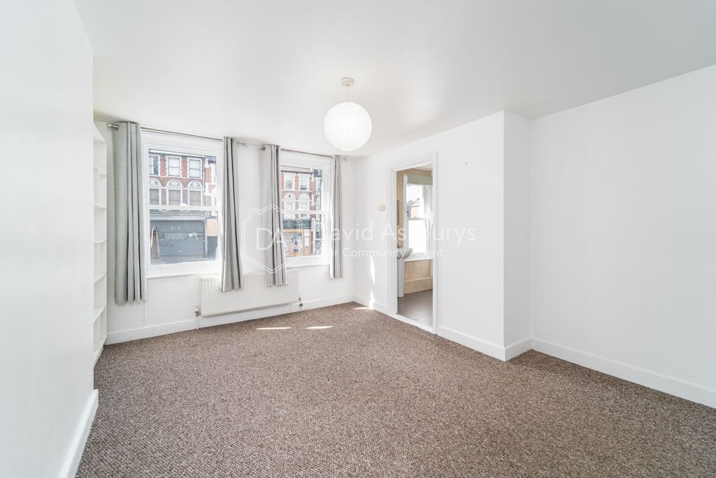 Property photo 3 of 11 Ndb07542-Edit