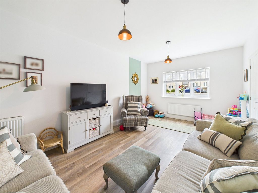 Property photo 2 of 18 Picture No. 06