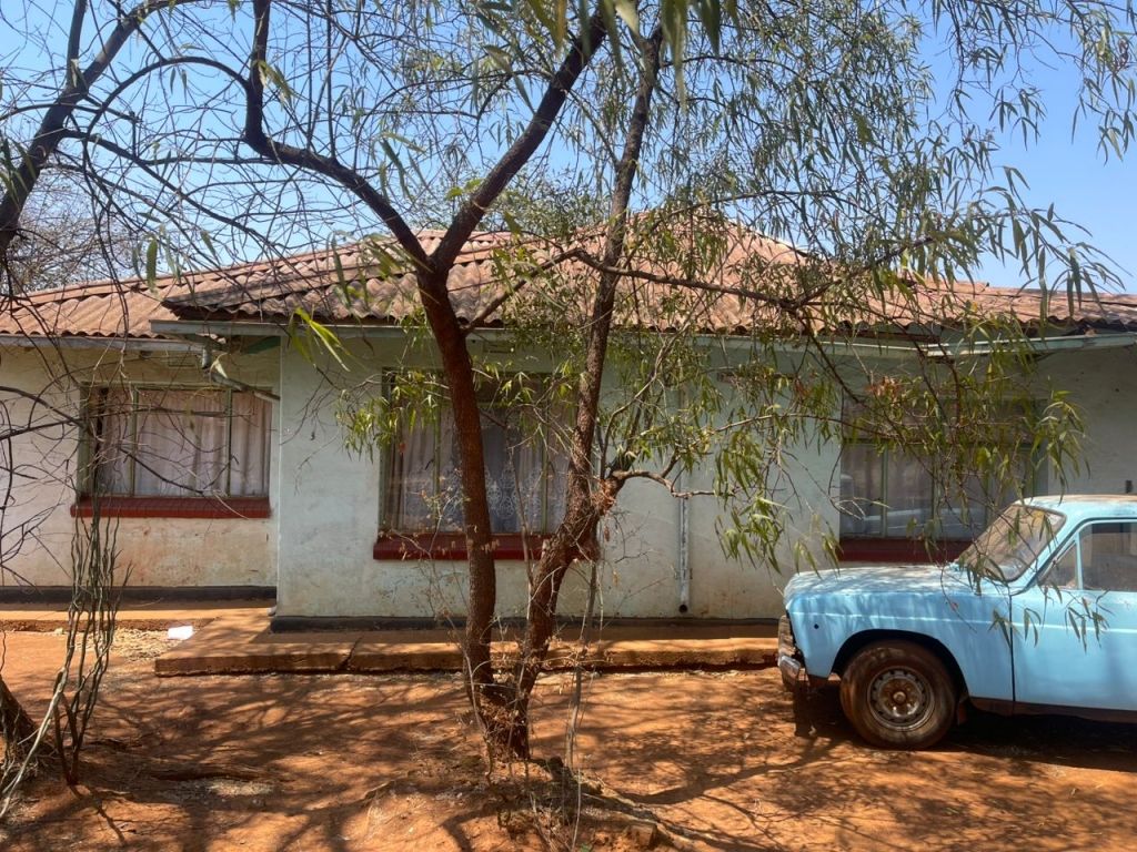 Property photo 1 of 5