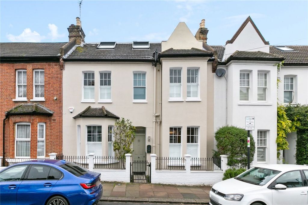 Property photo 1 of 13