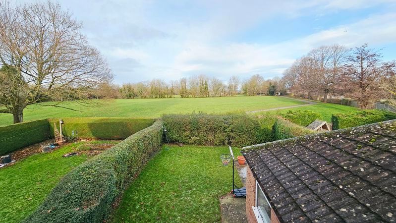 Property photo 2 of 27 Photo 23